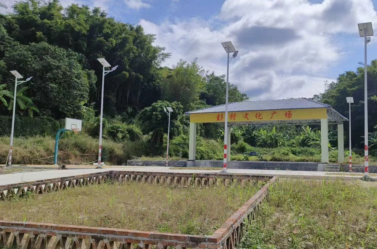 源碼：太陽能路燈閃爍怎么辦？